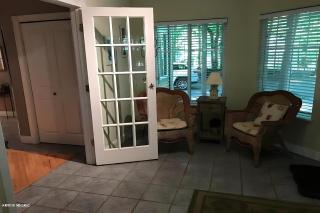 Weekly Cottage Rental - 5 Min to Private Beach! - South Haven - 6