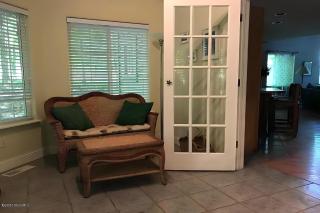 Weekly Cottage Rental - 5 Min to Private Beach! - South Haven - 5