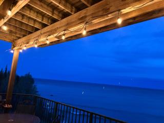 Amazing Superior Lake View Condo and Heated Pools - Two Harbors - 3