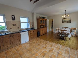 Peaceful Family Home Near Dingle - Dingle - 2