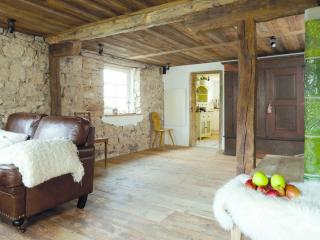 historic Schauberhof built in 1747 - - 4