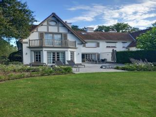Villa located in the heart of Zoute - Knokke - 0