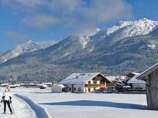 Holiday apartment in Krün with swimming pool - Krün - 1