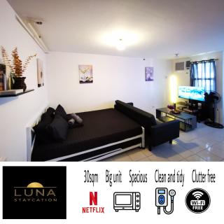 Luna staycation Cozy Condo near Enchanted Kingdom - 9