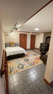 Guest Suite - 4