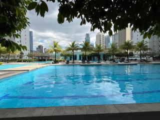 Cozy 1BR Jazz with Balcony, TRIDENT, Bel-air Makati CBD - Manila - 8