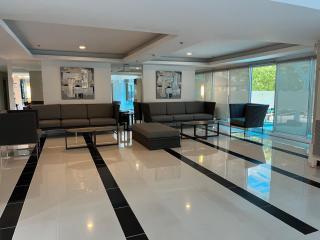 Cozy 1BR Jazz with Balcony, TRIDENT, Bel-air Makati CBD - Manila - 7