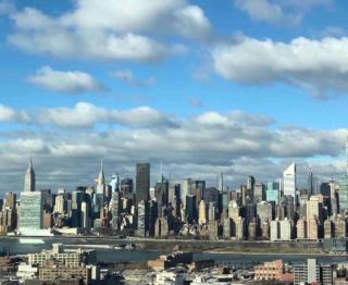 Beautiful Luxury Fantastic Manhattan Skyline View One Bedroom Apartment - Long Island City - 9