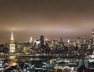 Beautiful Luxury Fantastic Manhattan Skyline View One Bedroom Apartment - Long Island City - 3