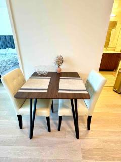 Beautiful Luxury Fantastic Manhattan Skyline View One Bedroom Apartment - Long Island City - 4