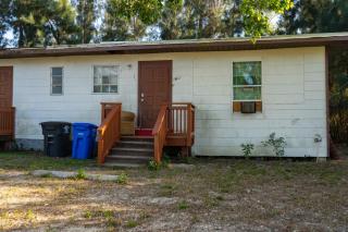 Linhart 2670 Place of 2 Bedrooms 1 bathroom - Fort Myers - 4