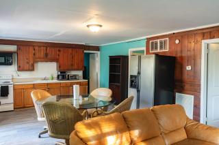 Linhart 2670 Place of 2 Bedrooms 1 bathroom - Fort Myers - 1