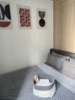 Condo Near Mall of Asia, SMX and MOA Arena - Manila - 2