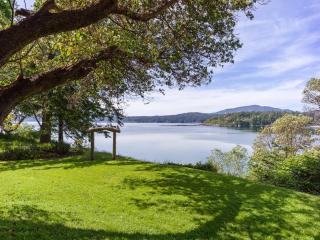 Luxe Beachfront, Hot Tub, Kayaking, Walk To Town - Eastsound - 7