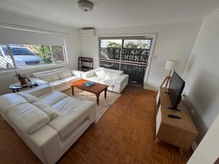 Del Rene - Gold Coast - 9
