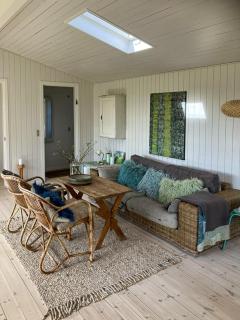 Summer House With Pool Near Dronningmølle Beach - Dronningmølle - 4