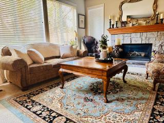 The Elegant & Cozy Retreat - Sammamish - 1