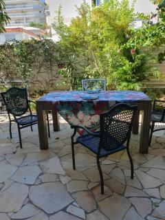 Garden & Terrace Apartment - Noumea - 9