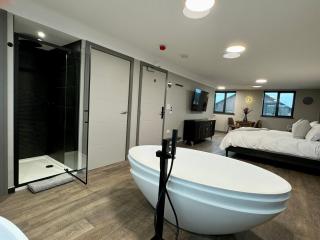 Uno Carbis Bay - Luxury Serviced Accommodation - Carbis Bay - 9