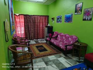 Aisya Homestay - Kuala Rompin - 1