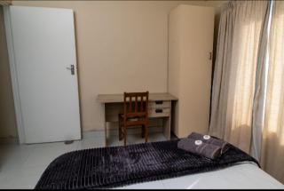 Roots Self Catering Group Unit 3 - Gqeberha - 8