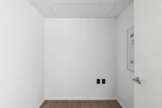 Brand New Luxury 1 bedroom Condo in Downtown Vancouver - Vancouver - 3