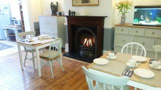 Sandsides Guest House - Whitley Bay - 2