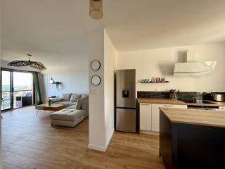 Appartement spacieux, moderne, vue mer proche plage et centre-ville - 8