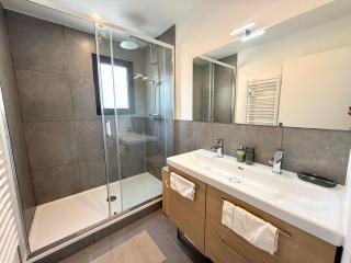 Appartement spacieux, moderne, vue mer proche plage et centre-ville - 7