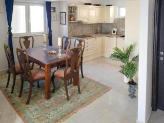 Charming apartment in Makarska with pool - Makarska (Macarsca) - 6