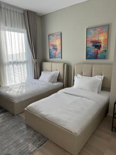 Central 2br Apt Yas F1 Circuit - Abu Dhabi - 6