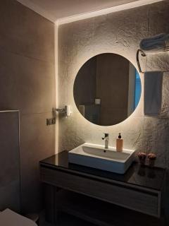 Oregano Suites Side - Side - 8