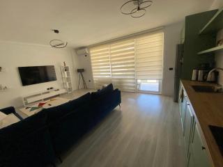 Jon Apartment 3- San Pietro Resort- Gjiri i Lalzit - Lalzit Bay - 5