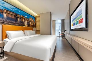 Norman Hotel - Guangzhou Haizhu District Binjiang East Road Subway - Free buffet breakfast - Free self-service laundry and drying - Free shuttle service provided during the Canton Fair - 6