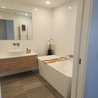 Lakeside central 3 bdrm Luxury! - Wanaka - 7