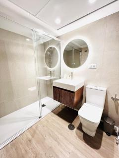 NEW Carihuela Park Luxury close to beach SineseDesignHomes - Torremolinos - 5