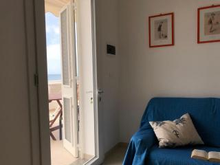 Casa fronte mare a Torre Vado 2 - 4