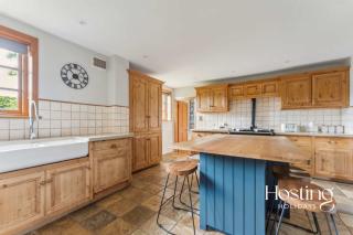 Carpenter's Cottage - Tranquil Countryside Escape - 4