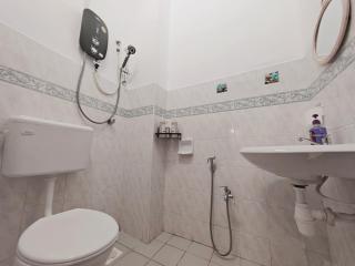 Warm family suites at Setia Indah near Austin - Johor Bahru - 5