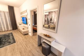 Valuri la Mare - Mamaia - 1
