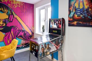 Music Vibes City Centre-Sleep 4-Private Cark Park-Long Stays Discounts - Hatfield - 7