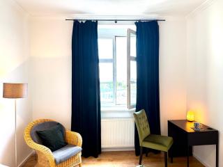 Tram Depot Loft - Praga - 6
