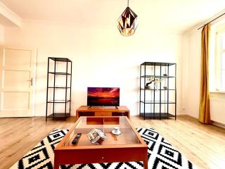 Tram Depot Loft - Praga - 7