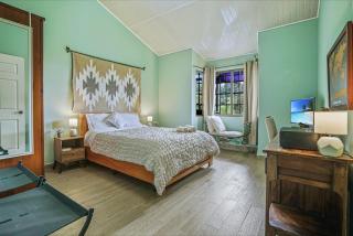 KING BED & HOT TUB in Cloud Forest Mountains with WIFI, Volcán, Panama - Nueva California - 4