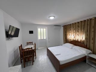 Guest House Vlore - Valona - 6