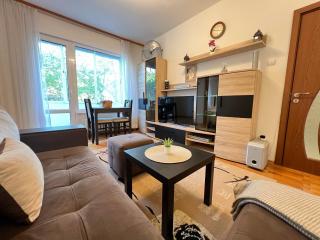 Giza Cozy 1BDR w WiFi near Arena 8888 and SofiaMed - Sofia - 0