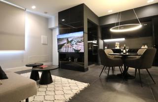 Spacious Modern Apartment in Monumental Building - Free Parking - Workspace - Historical Centre - 4