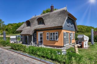 Ferienhaus Boddenbrise 13 Feriendorf Klein Stresow Rügen by ruyastay - Putbus - 0