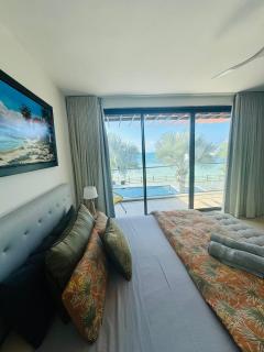 Coin de Mire Beachfront Duplex - Cap Malheureux - 2