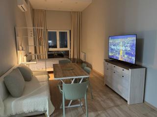 Leonardo apt with a sunset view - Bishkek - 1
